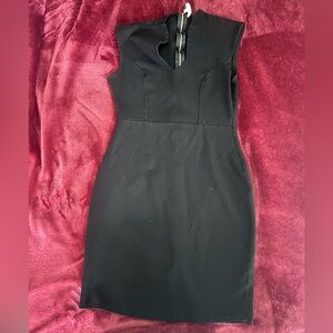 Black body contouring dress, still in good condition